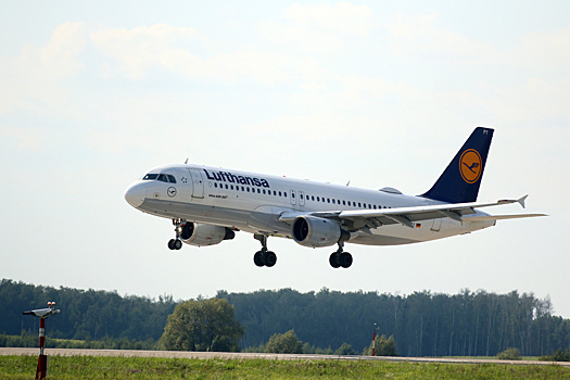 В четырех российских городах временно закрыли аэропорты